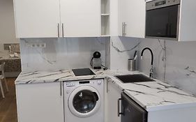Garcia Noblejas Apartments